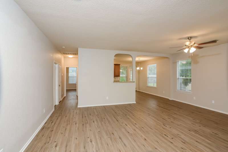 1,940/Mo, 15306 Redbird Ledge San Antonio, TX 78253 Living Room View