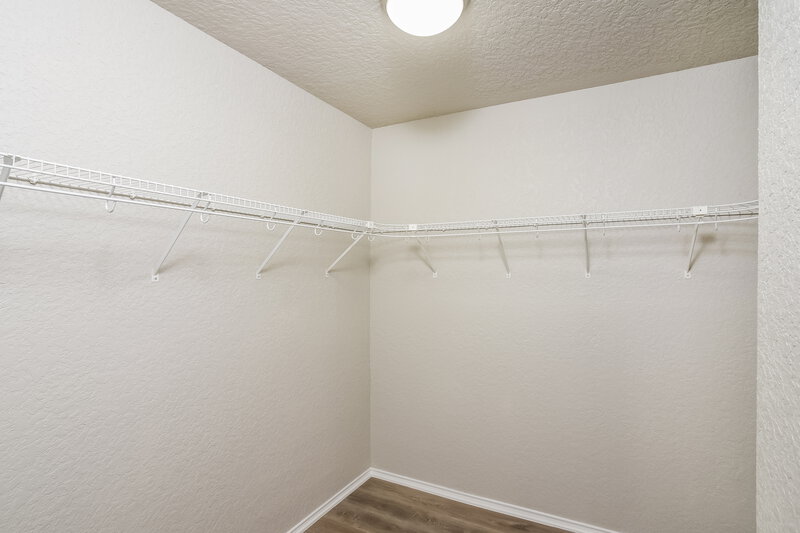 2,410/Mo, 8919 Laguna Rio San Antonio, TX 78251 Walk In Closet View