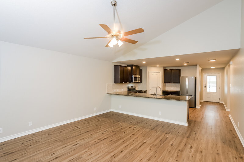 2,330/Mo, 13346 Spike Rush San Antonio, TX 78254 Living Room View