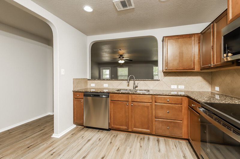 2,175/Mo, 11511 Fort Smith San Antonio, TX 78245 Kitchen View 2