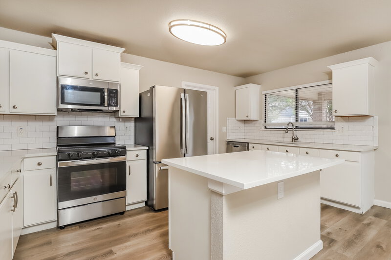 1,750/Mo, 9124 Gambier Dr San Antonio, TX 78250 Kitchen View