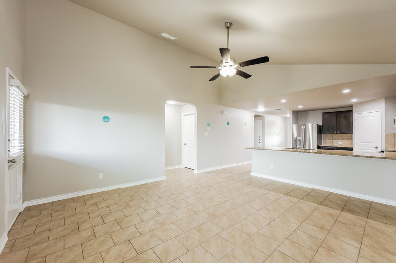 2,230/Mo, 12025 Pearl Jubilee San Antonio, TX 78245 Living Room View 2