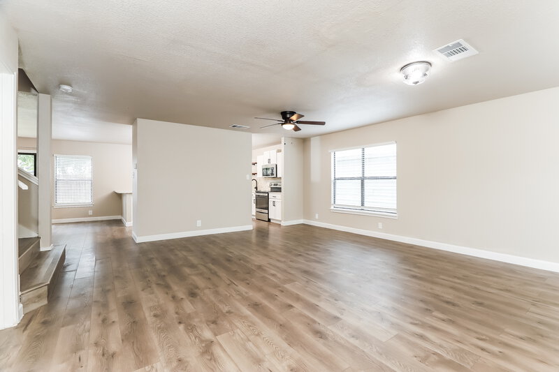 1,970/Mo, 8106 Hoovers Bnd San Antonio, TX 78250 Misc View 3