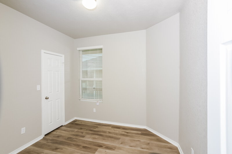 1,550/Mo, 10159 Round Rdg San Antonio, TX 78254 Bedroom View 3