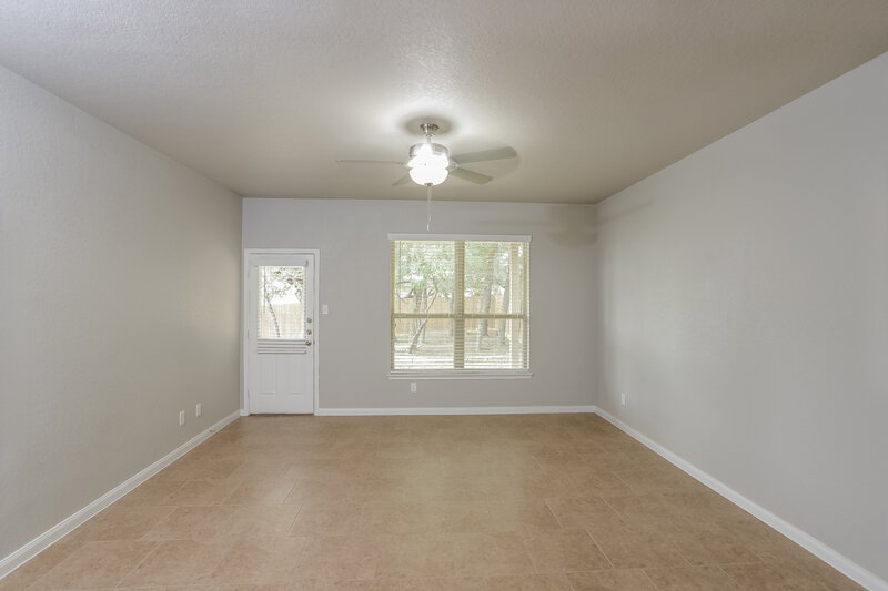 1,855/Mo, 15112 Dione Bnd San Antonio, TX 78245 Living Room View