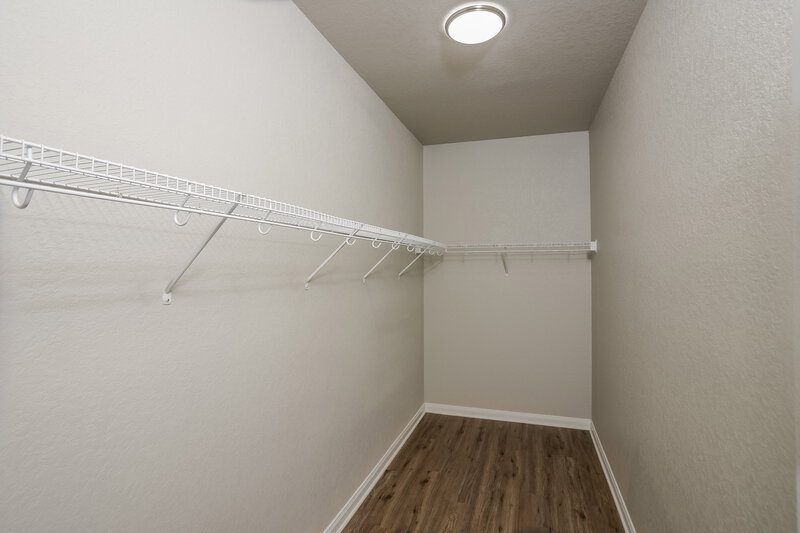 1,855/Mo, 15112 Dione Bnd San Antonio, TX 78245 Walk In Closet View