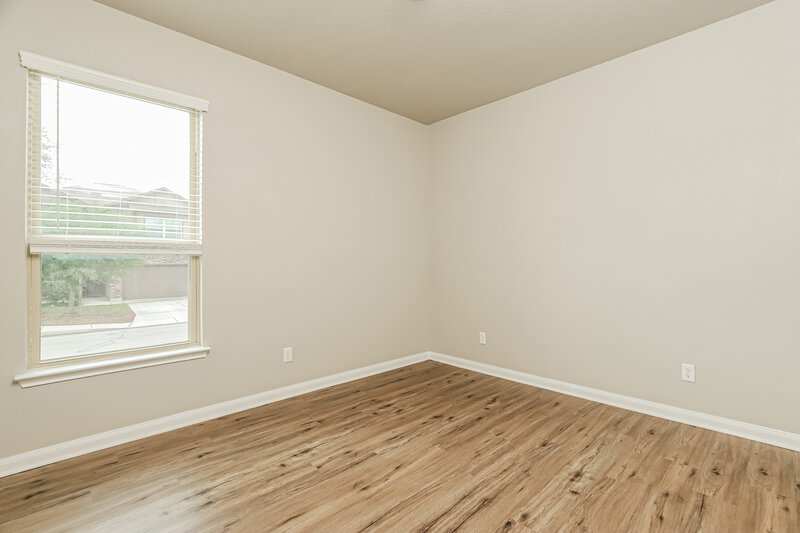 1,650/Mo, 15112 Dione Bnd San Antonio, TX 78245 Bedroom View 2