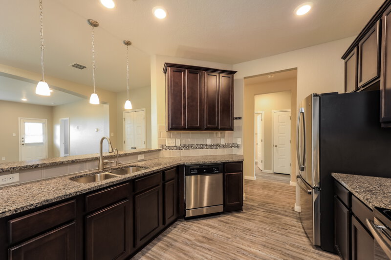1,740/Mo, 4212 Cavendish Ct Converse, TX 78109 Kitchen View 2