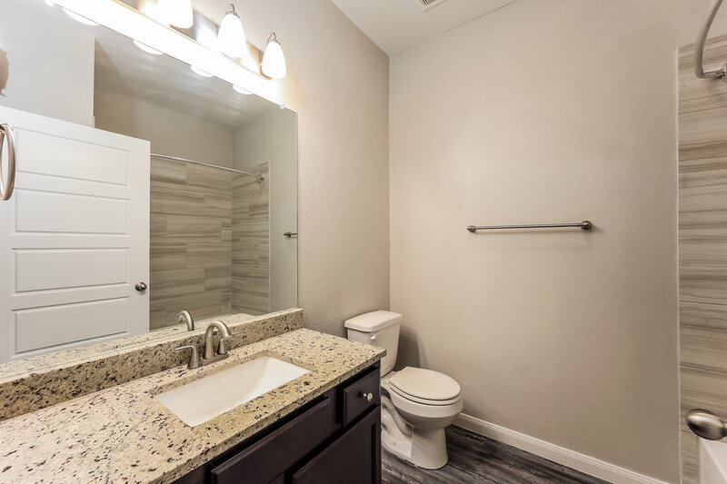 1,740/Mo, 4212 Cavendish Ct Converse, TX 78109 Bathroom View