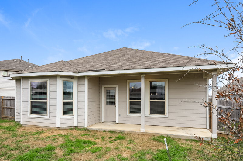 1,740/Mo, 4212 Cavendish Ct Converse, TX 78109 Rear View