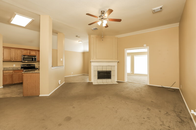 1,960/Mo, 209 Rosegate Dr Cibolo, TX 78108 Living Room View