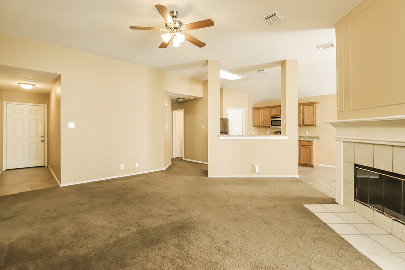 1,960/Mo, 209 Rosegate Dr Cibolo, TX 78108 Living Room View 3