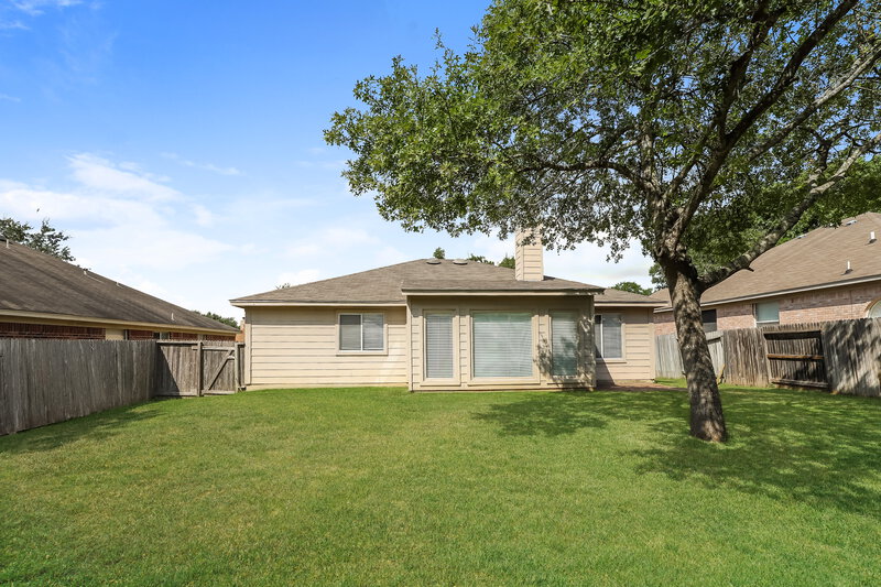 1,960/Mo, 209 Rosegate Dr Cibolo, TX 78108 Rear View 3