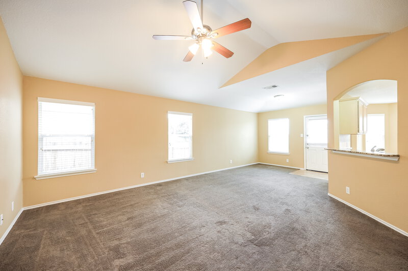 1,470/Mo, 135 Woodstone Loop Cibolo, TX 78108 Living Room View