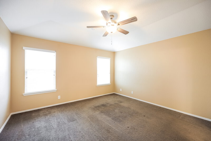 1,470/Mo, 135 Woodstone Loop Cibolo, TX 78108 Main Bedroom View