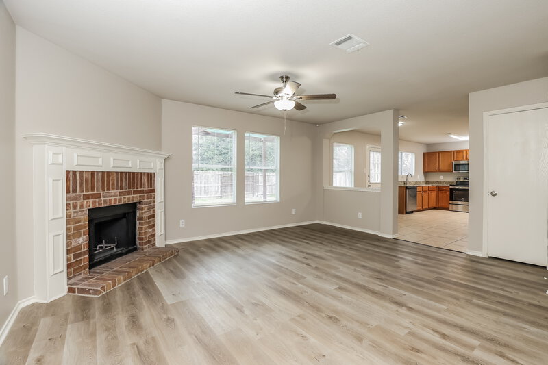 1,675/Mo, 113 Sunrise Falls Cibolo, TX 78108 Living Room View