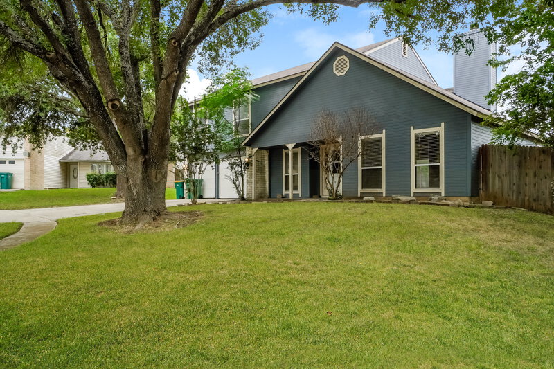 1,880/Mo, 10603 Cross Plains Converse, TX 78109 Front View 3