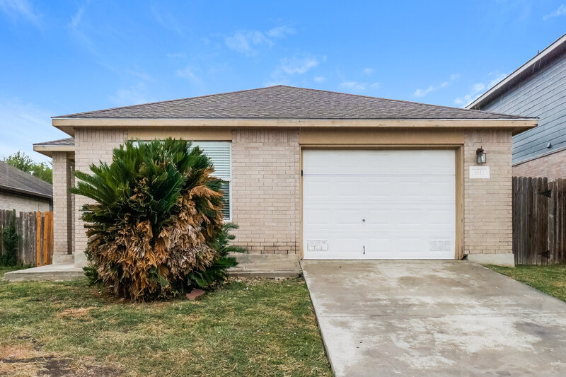 1,435/Mo, 8142 Heights Valley Converse, TX 78109 External View