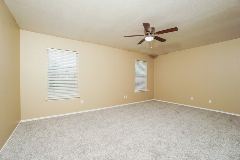 1,435/Mo, 8142 Heights Valley Converse, TX 78109 Main Bedroom View 3