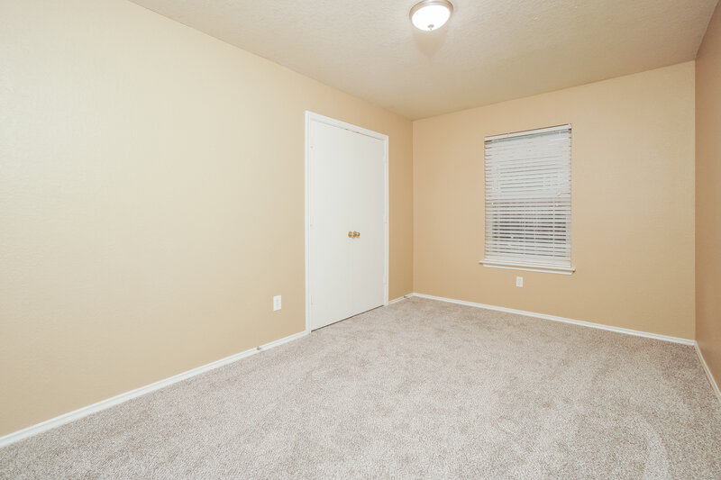 1,435/Mo, 8142 Heights Valley Converse, TX 78109 Bedroom View