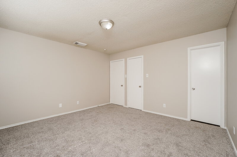 1,315/Mo, 7034 Cole Creek Dr Converse, TX 78109 Main Bedroom View