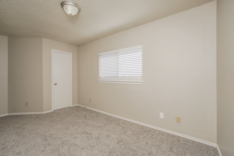 1,315/Mo, 7034 Cole Creek Dr Converse, TX 78109 Bedroom View