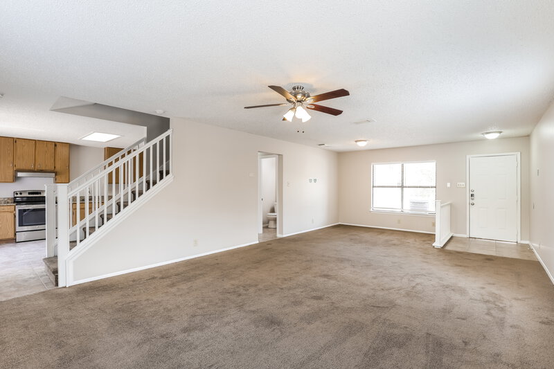 1,725/Mo, 803 Meadow Peak Converse, TX 78109 Living Room View 3