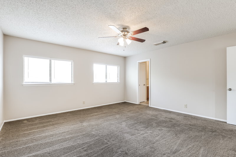 1,725/Mo, 803 Meadow Peak Converse, TX 78109 Main Bedroom View 2