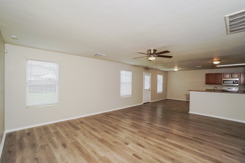 1,700/Mo, 4934 Orchid Star San Antonio, TX 78218 Living Room View