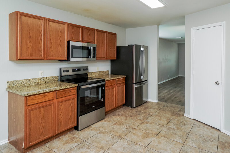 1,700/Mo, 4934 Orchid Star San Antonio, TX 78218 Kitchen View