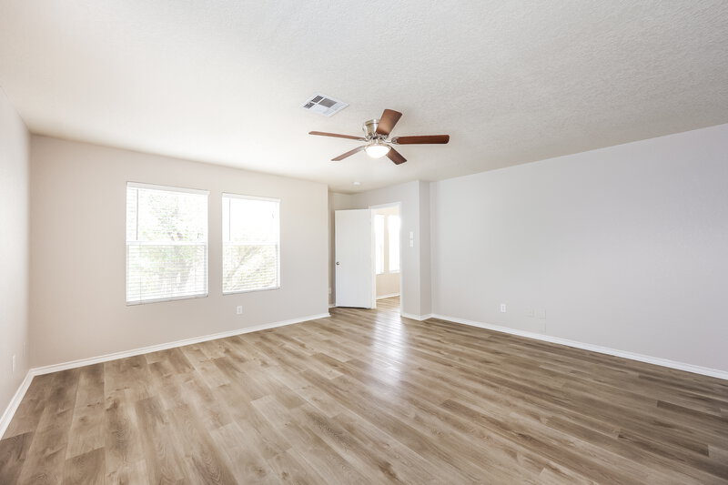 1,555/Mo, 4943 Mesa Bonita San Antonio, TX 78218 Main Bedroom View 2