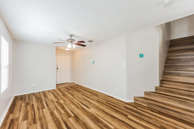 1,545/Mo, 4622 Ida Falls San Antonio, TX 78222 Living Room View 2