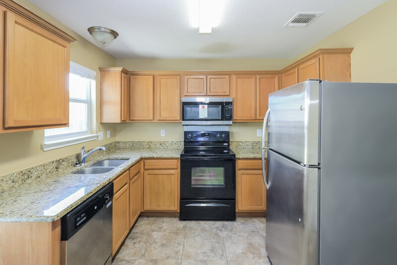 1,745/Mo, 7935 Meadow Wind San Antonio, TX 78227 Kitchen View