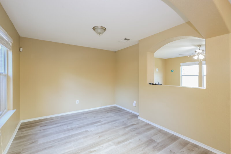 1,745/Mo, 7935 Meadow Wind San Antonio, TX 78227 Den View