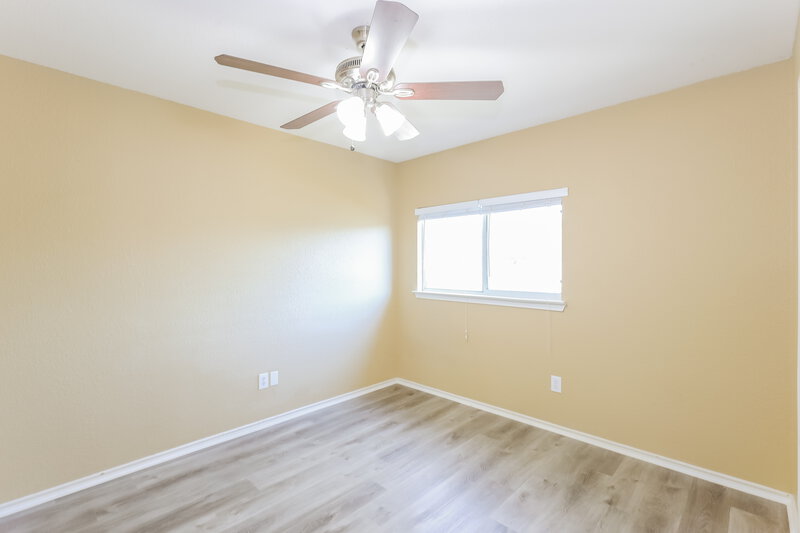 1,745/Mo, 7935 Meadow Wind San Antonio, TX 78227 Main Bedroom View