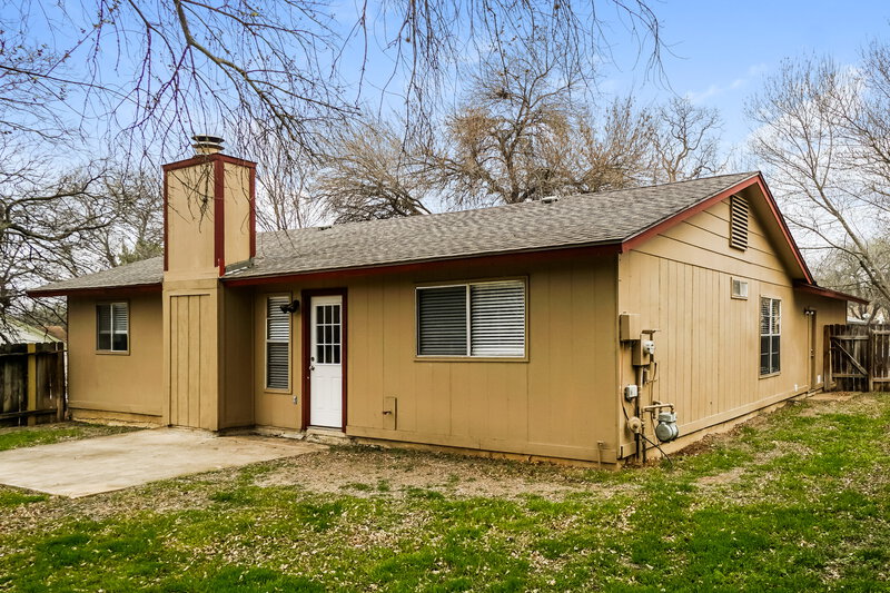 0/Mo, 14139 Cradlewood St San Antonio, TX 78233 Rear View 2