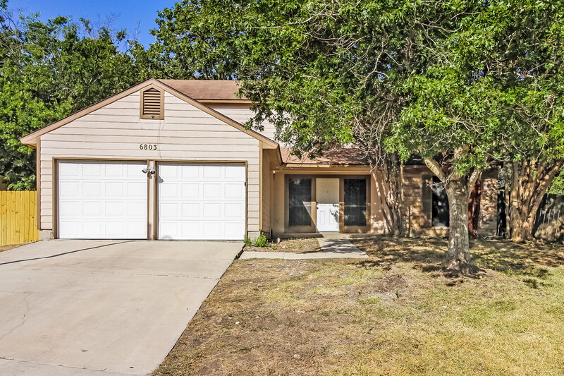 2,100/Mo, 6803 Highland Bluffs San Antonio, TX 78233 External View