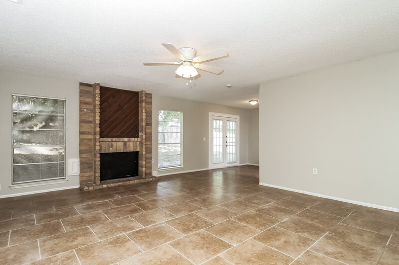 2,100/Mo, 6803 Highland Bluffs San Antonio, TX 78233 Misc View 3