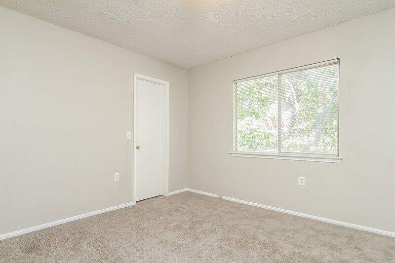2,100/Mo, 6803 Highland Bluffs San Antonio, TX 78233 Misc View 13