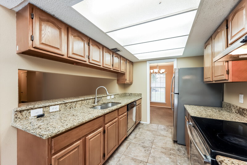 2,110/Mo, 8450 Littleport Dr San Antonio, TX 78239 Misc View 9