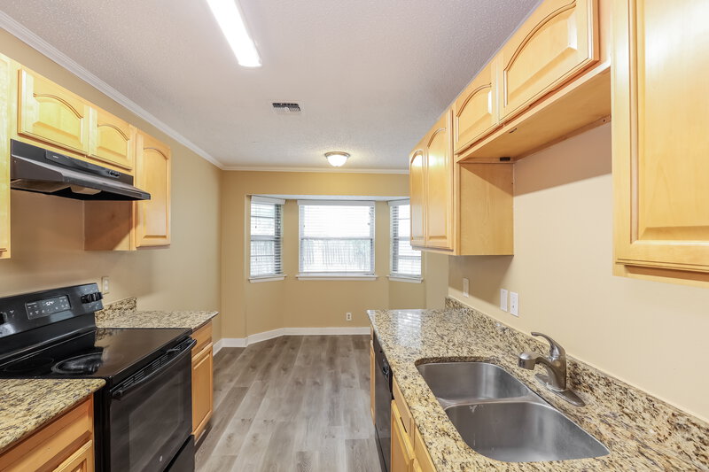 1,235/Mo, 6839 De Palma San Antonio, TX 78239 Kitchen View 2
