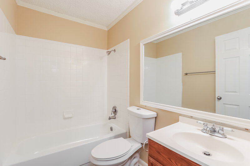 1,235/Mo, 6839 De Palma San Antonio, TX 78239 Bathroom View