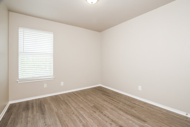 2,250/Mo, 7858 Hedrick Farm San Antonio, TX 78239 Bedroom View 2