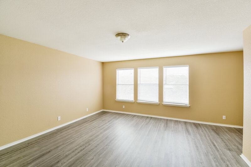 2,075/Mo, 7727 Eastbrook Farm San Antonio, TX 78239 Master Bedroom View
