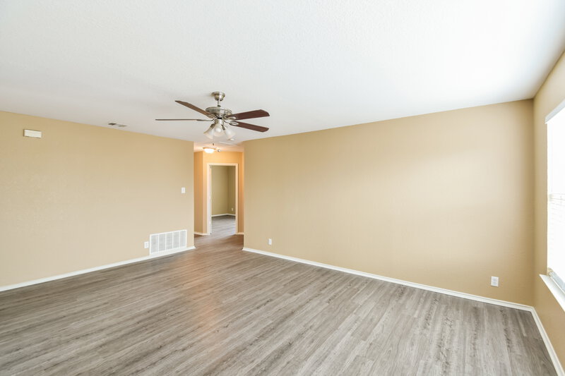 2,075/Mo, 7727 Eastbrook Farm San Antonio, TX 78239 Bedroom View 2