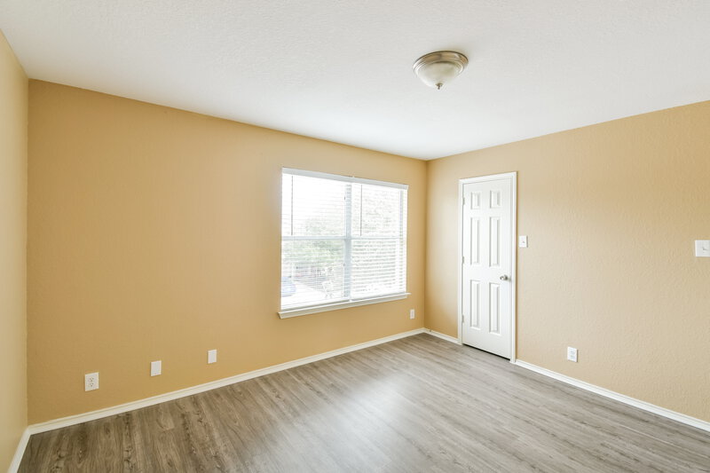 2,075/Mo, 7727 Eastbrook Farm San Antonio, TX 78239 Bedroom View 5