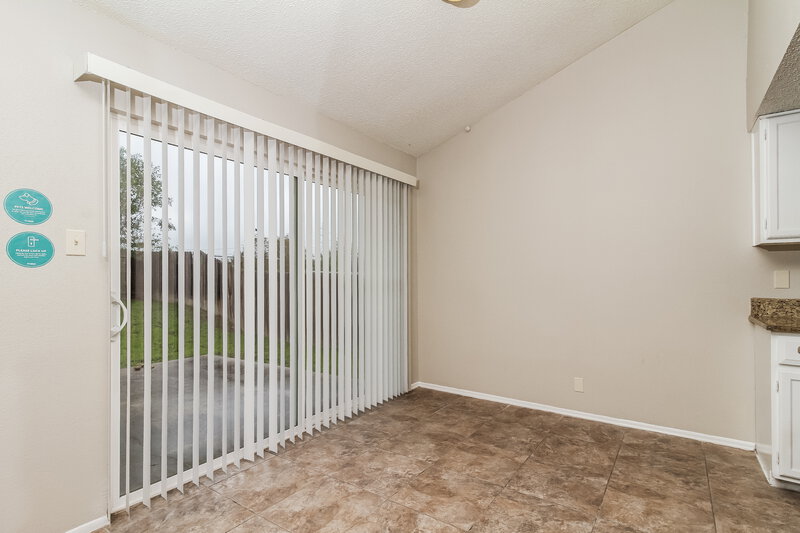 1,635/Mo, 7935 Forest Flame San Antonio, TX 78239 Breakfast Nook View