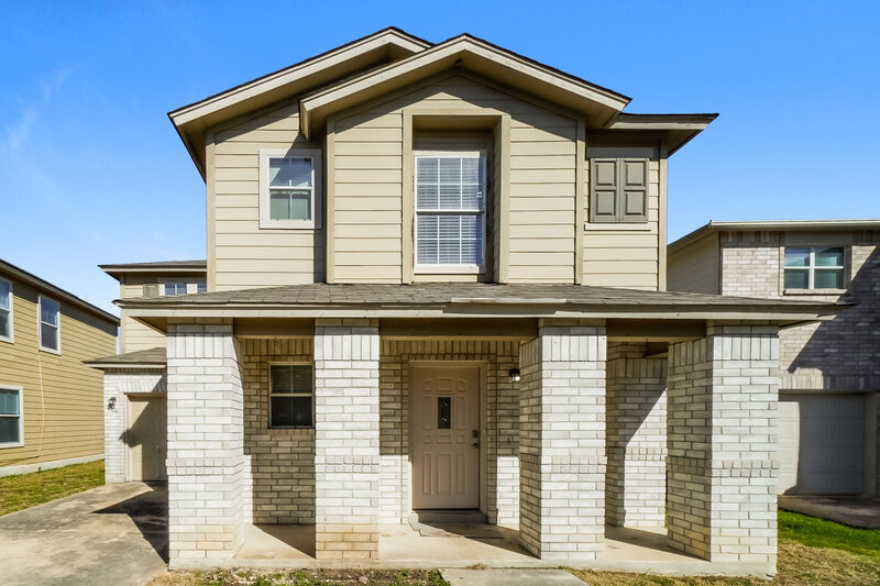 1,525/Mo, 7426 Circle Farm San Antonio, TX 78239 External View