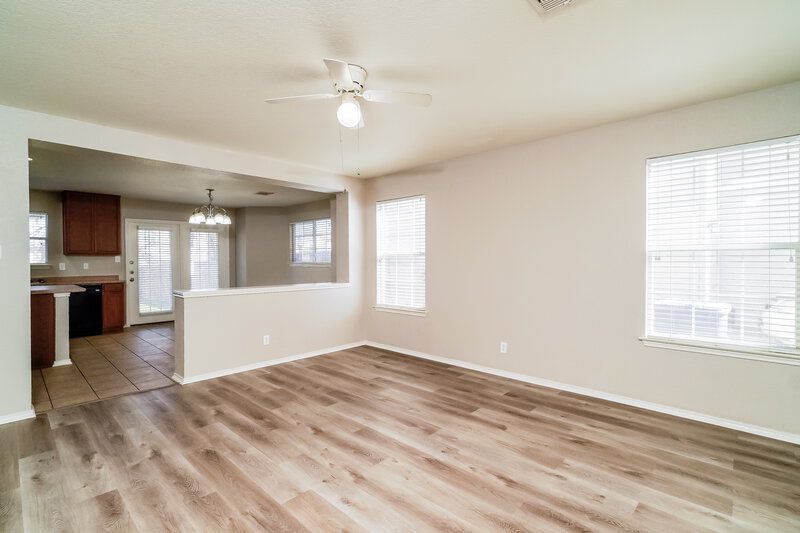 1,525/Mo, 7426 Circle Farm San Antonio, TX 78239 Misc View 2