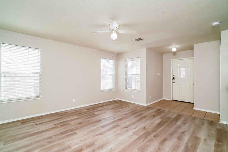 1,525/Mo, 7426 Circle Farm San Antonio, TX 78239 Misc View 4